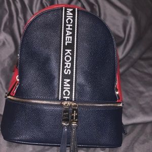 Michael Michael Kors Rhea Medium Logo 